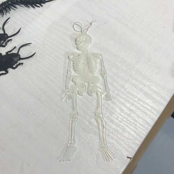 Halloween Creepy Crawly & Decor Set or Cake Deco Bugs Bats Skeletons Skull Sign - Picture 9 of 10